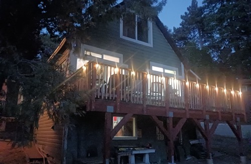 Cedarpines Park Cabin | Escape to your cozy Cedarpines Park cabin, near Yaamava' fun!