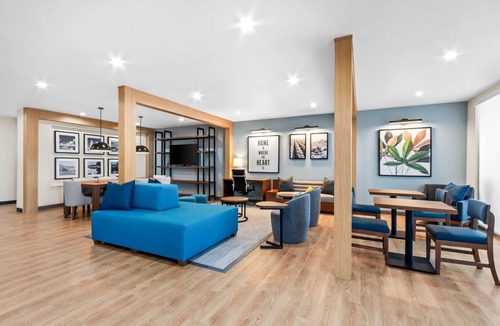Yuma Hotel | Everhome Suites Yuma East I-8 by Choice Hotels