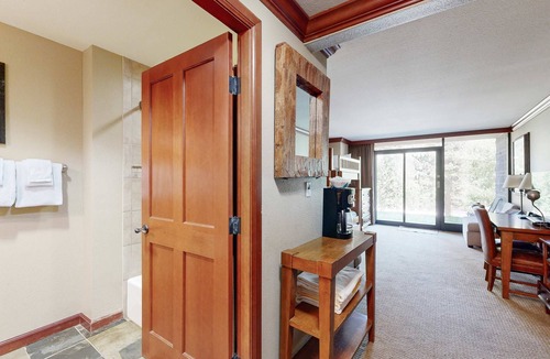 Olympic Valley Apartment | Everline Resort & Spa - ski-in&ski-out studio, pools, ice rink, gym, & tennis