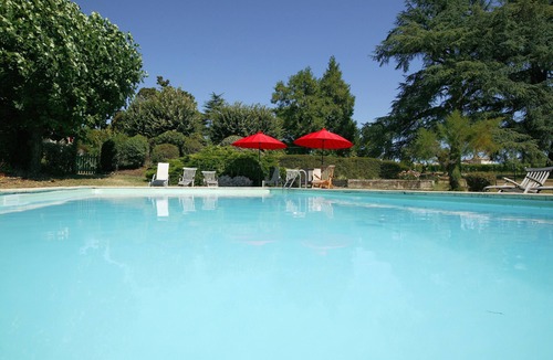 Saint-Caprais-de-Bordeaux House | Experience a relaxing holiday on a Bordeaux family winery 20 min from Bordeaux