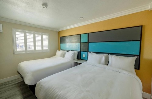 Victorville Hotel | Explore Victorville Sites from Affordable 2 Queen Beds Room