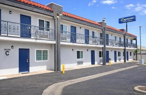 Ontario Hotel | Express Inn & Suites Ontario Airport
