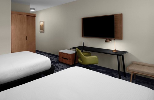 Winters Hotel | Fairfield by Marriott Inn & Suites Winters Davis