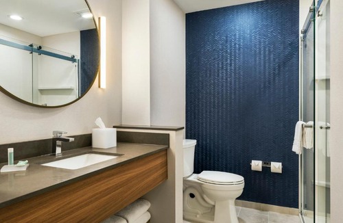 Hanford Hotel | Fairfield Inn & Suites Hanford