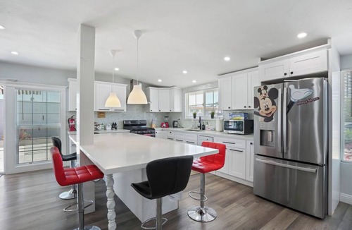 Midway City House | Family And Friends Home Near Disneyland & Hotspotsnn