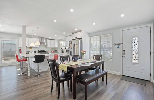 Midway City House | Family And Friends Home Near Disneyland & Hotspotsnn