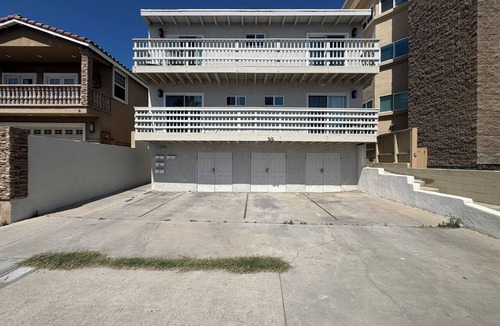 Imperial Beach Apartment | Family Beachside Haven: 2BR + Twin Room -2 Full Baths -Steps to Surf