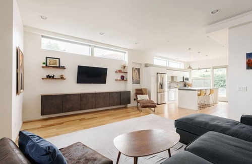 Ocean Beach House | Family-Friendly OB Family Home