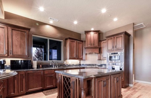 Prescott Apartment | *Family friendly *Spacious *Fireplace
