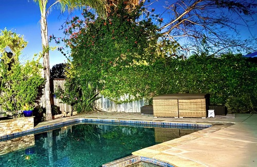 Bay Park House | Family Hacienda Retreat Heated Pool & Spa Pet Friendly Near Beaches & SeaWorld