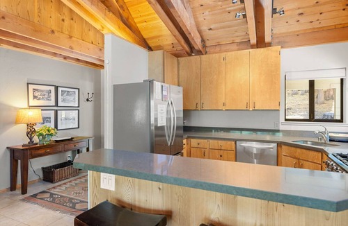 Comstock Acres House | Family Home near Granlibakken