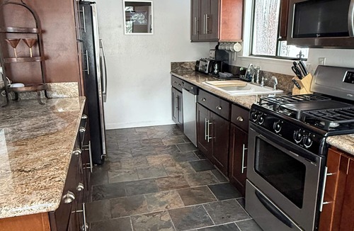 Truckee Ski Chalet | Family Mountain Chalet, Backs to Open Space, Monthly Rental, WiFi & Work Space