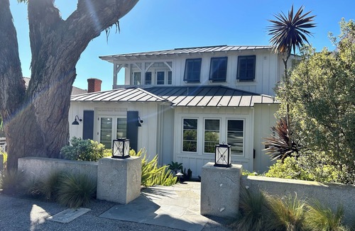 Tree Section House | FIFA World cup - 10 minutes to SOFI - Luxury designer home 5 block to Beach!