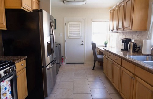 NoHo Arts District House | FIFA World Cup: NORTH HOLLYWOOD GEM: 2BR HOME w/PRIVATE HOT TUB, PATIO/YARD & EV CHARGER p42