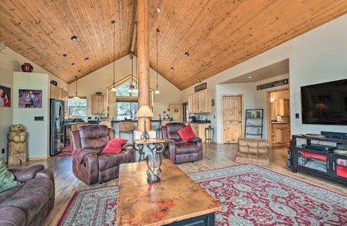 Groom Creek House | Fire Pit, Deck & Grill: Serene Prescott Cabin!