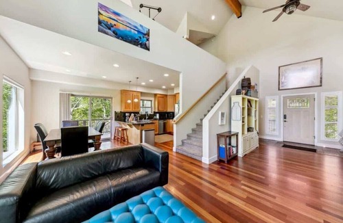 South Lake Tahoe Cabin | Forest Mtn Lodge: Hot Tub, Game Room, Trails