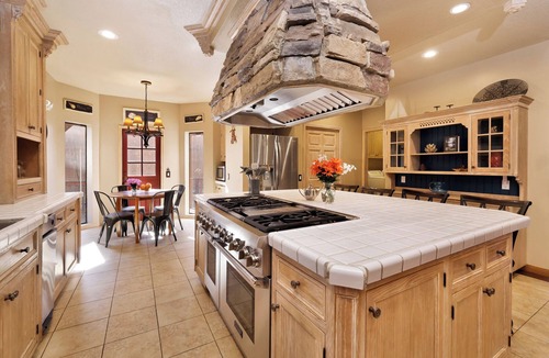 Evergreen Estates House | Four Happy Bears Estate #1277