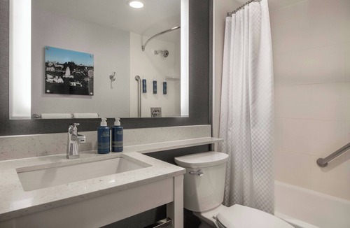 Fox Hills Hotel | Four Points by Sheraton Los Angeles Westside