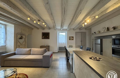 Rouffignac-Saint-Cernin-de-Reilhac Cottage | Charming stone cottage for 4 with wifi and parking in the Black Périgord
