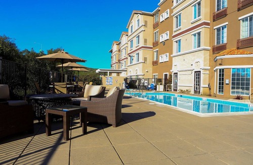 Milpitas Apartment | Free Breakfast. Free Shuttle. Outdoor Pool & Hot Tub. Studio Near Downtown San Jose.