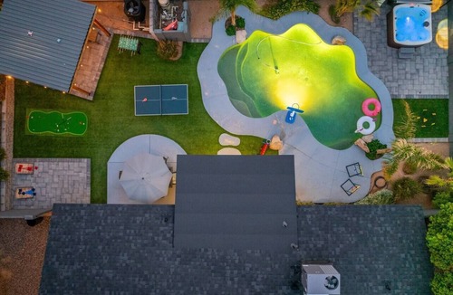 East Mesa House | Free Heated Pool~Hot Tub~King Bed~Swing Set~Games