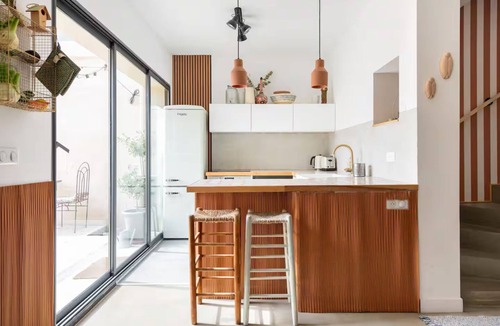 8th Arrondissement House | Front de mer - Pointe rouge - Town house 2 steps from the sea and calanques