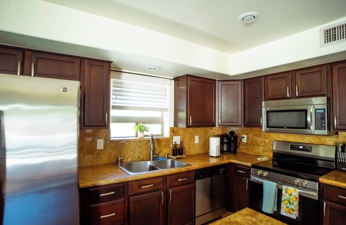 Fireside at Norterra House | Full family friendly house w/private pool and pizza oven!