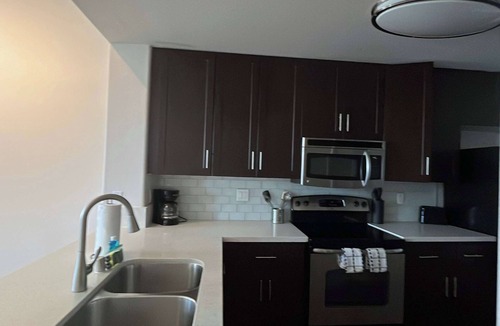 Mission Valley East Apartment | Fully Furnished 1BR in Misson Valley w/Parking