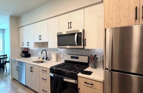 Midway District Apartment | Fully Furnished 1BR Point Loma w/Wi-Fi Parking