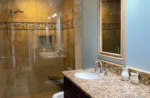 Walnut House | Fully-furnished 5-bedroom house in Walnut with Pool and Fast WiFi