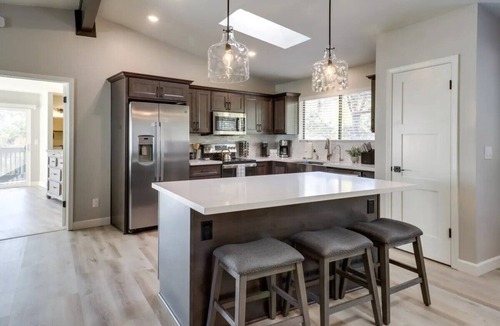 Prescott House | Fully Remodeled 3-bedroom house within walking distance to Whiskey Row.