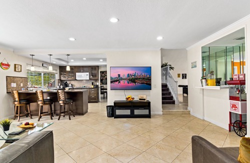 Fullerton House | Fun-Filled Family Vacay Home! 15 min to Disney!