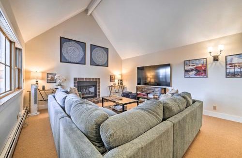 Truckee House | Furnished Deck: Cabin on Northstar Shuttle Route!