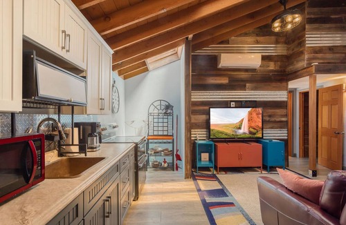 Coto de Caza Apartment | Gated Retreat in Coto w/Pool Near Trails & Shops