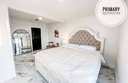 Garfield House | GATEDBOHEMIAN LUX MarbleCastle EVENTVen 4BR,2.5BA, Phx DWTN Cozy Modrn , Hos 9+