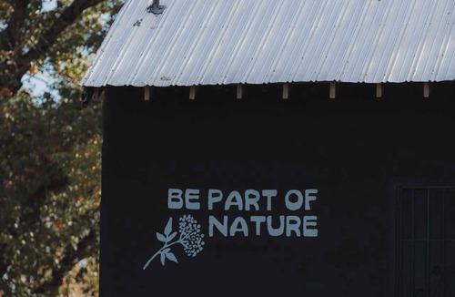 Dunlap House | Glamping yurt at a nature retreat near Sequoia