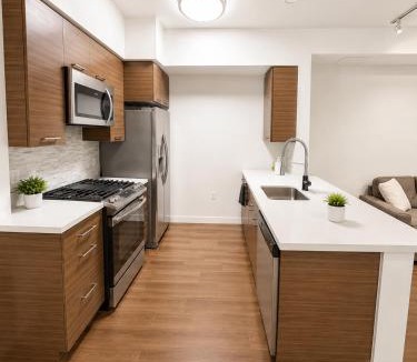 Downtown Apartment | Glendale Luxe Stays - Downtown