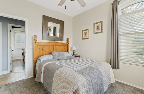 Gold Canyon Resort | Gold Canyon Bliss Mountain view resort near golf, hiking & lakes!