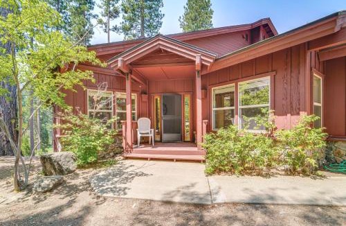 Whitehawk House | Golf & Mountain Views - Retreat in Clio