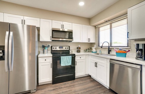 Sun City West House | Golfer's Oasis! 55+ Sun City West Retreat w/Pool