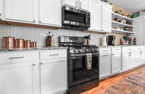 Glenmont Estates House | Goodyear Gem, Jacuzzi, Grill, Outdoor Oasis