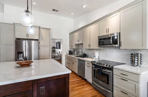 Trails North House | Grand Scottsdale Escape + Luxe Backyard Amenities! Dining & Shopping Nearby!