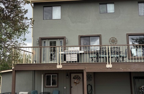 Iron Springs Apartment | Granite Mountain 1-bedroom apartment in charming Prescott- close to trails