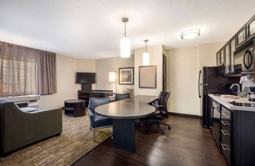Santa Ana Hotel | Great Value, Quality Stay! 4 Units with Full Kitchens, Pets are Welcome!