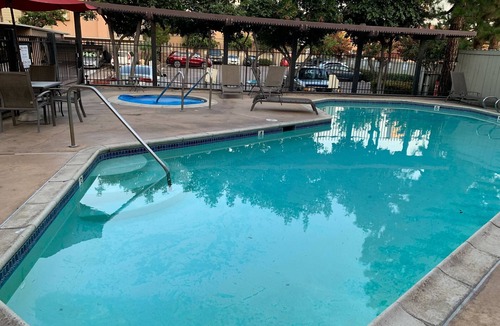 Midway District Condo | Grooovy Point Loma 2 Bedroom Pad