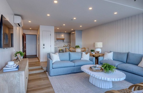 Avalon Condo | H163: Beautifully Remodeled 2bd Villa w/Views