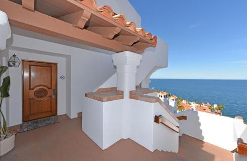 Avalon House | H319 - Hamilton Cove Villa 3-19