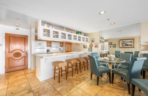 Avalon House | H887 - Hamilton Cove Villa 8-87