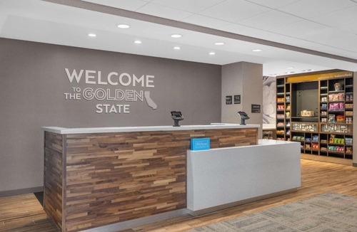 West Park Community Hotel | Hampton Inn & Suites Bakersfield Central