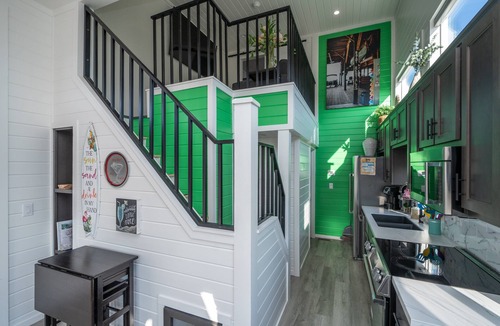 Parker Strip House | Happy Our! at Roadrunner Resort